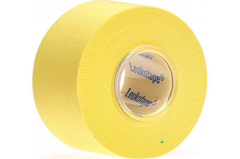 leukotape_classic_unelastische_klebebinde_10m_x_3_75cm_gelb_800x800.jpg