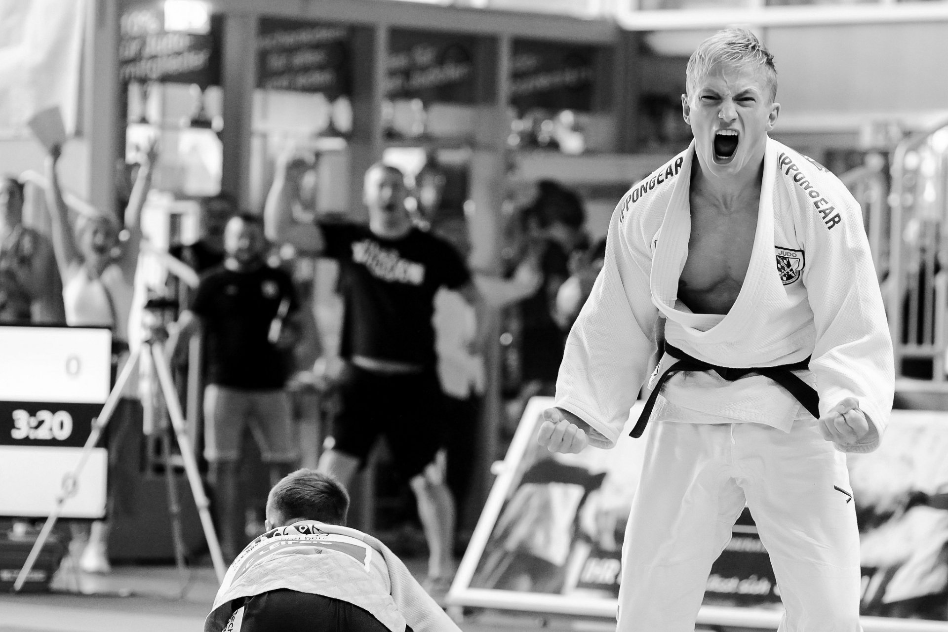 TSV Abensberg team celebrating